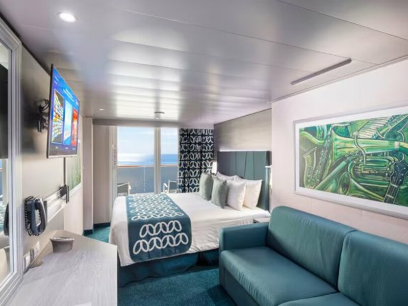 Deluxe Balcony Aurea